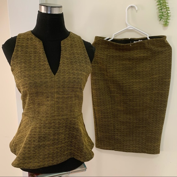 COPY - H&M Peplum Top Size Medium - Picture 2 of 9